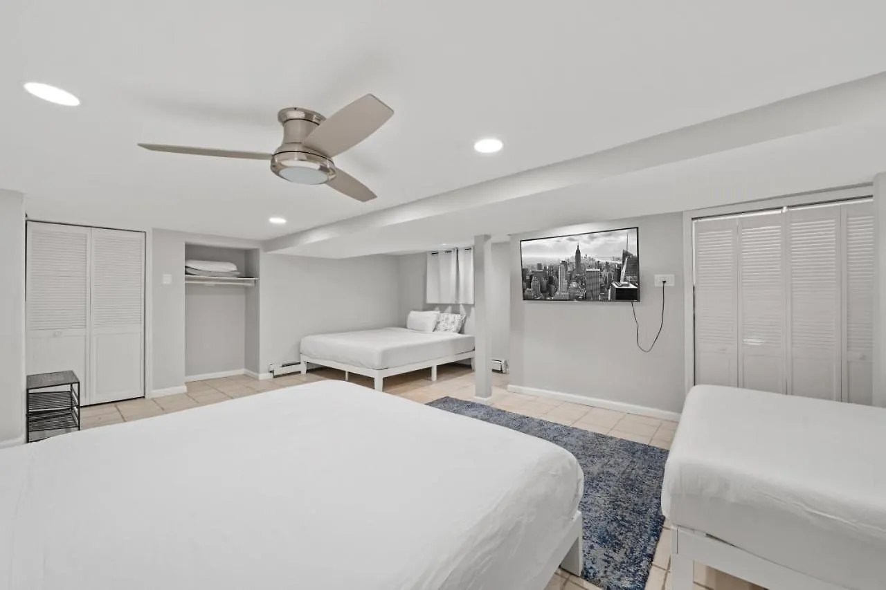 Holiday home The Rainforest I Sleeps 16 20M To Nyc Free Parking New York United States