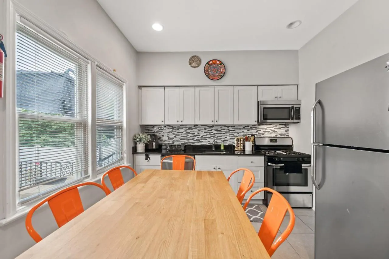 Holiday home The Rainforest I Sleeps 16 20M To Nyc Free Parking New York United States